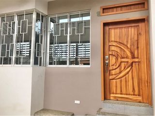 Foto 2 de casa rentera de venta en manta zona norte manabi