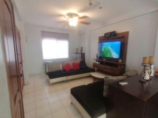 Foto 2 de VENTA DE CASA  DE 3 DORMITORIOS EN LA JOYA ETAPA DIAMANTE