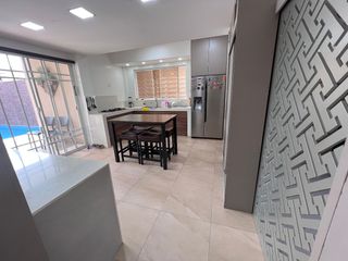 Foto 7 de VENTA CASA VIA A LA COSTA, KM 22. URB CIUDAD SATELITE LOS ANGELES
