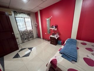 CASA EN VENTA EN CDLA LA ALBORADA VI ETAPA, NORTE GUAYAQUIL