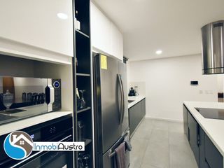 Foto 4 de Av. Ordoñez Lasso, Venta de Departamento AMOBLADO
