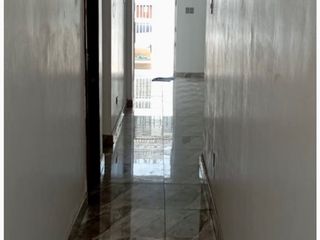 Alquilo Hermosa Casa Comercial 215 m2 en Miraflores