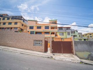 casa rentera loma de puengasi con 611.49m2 centro sur Quito