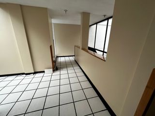 Foto 6 de Arriendo Amplio Departamento para Oficinas en el Batan Alto