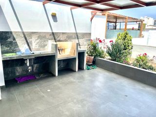 Venta de precioso y exclusivo Duplex en Aurora Miraflores con terraza