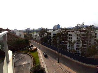 Foto 8 de VENDO DEPARTAMENTO EN LA EXCLUSIVA AVENIDA CERROS DE CAMACHO - SURCO