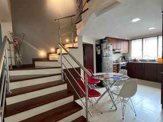 Casa en venta en Loja en la Urb. Colegio de Arquitectos