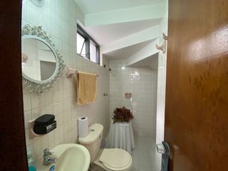 VENDO CASA ESQUINERA EN PERFECTO ESTADO BARRIO LA AURORA BUCARAMANGA