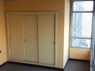 Foto 6 de Oficina en Venta en el Centro de Lima: Espacio Estratégico con Encanto Colonial