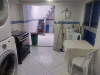 Foto 35 de SE VENDE EXCELENTE CASA EN MODELIA , 5ALCOBAS FRENTE A PARQUE
