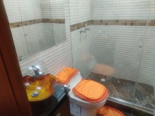 Foto 14 de SE VENDE EXCELENTE CASA EN MODELIA , 5ALCOBAS FRENTE A PARQUE