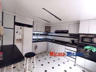 Foto 12 de Casa en Venta Pontevedra Bogota