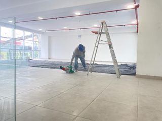 Foto 5 de Alquiler de Local Comercial 500 m2 en Independencia