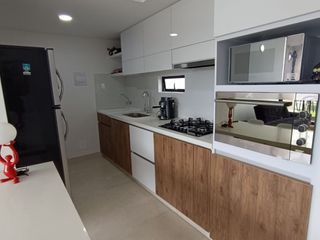 Arriendo de Moderno Apartamento en Cajicá: 75 m² con Piscina y Ascensor en Conjunto Cerrado