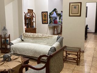 Foto 5 de Venta casa de dos plantas de losa en Maldonado y Av. Del Ejercito