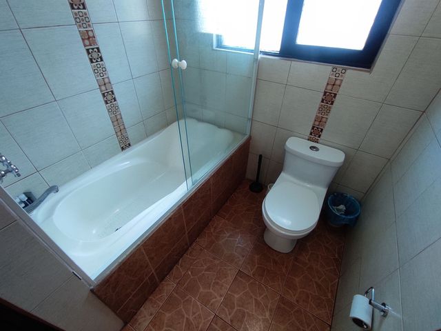 CASA INDEPENDIENTE AMOBLADA EN ALQUILER - CONDADO