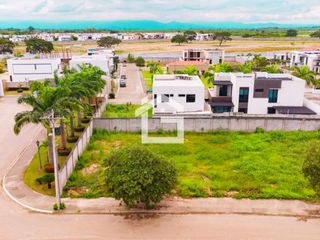Foto 12 de Terreno Comercial En Venta Estratégico Para Tu Negocio en Entrada de Machala
