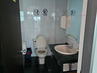 Foto 7 de VENDO OFICINAS CENTRO COMERCIAL COMBEIMA PISO 9
