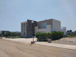 Foto 18 de Vendo Terreno 700Mts En Condominio Select Homes Pisco