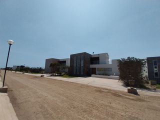 Foto 21 de Vendo Terreno 700Mts En Condominio Select Homes Pisco