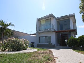Foto 1 de AMPLIA CASA CAMPO EN VENTA-URB.LA MOLINO- LOS EJIDOS- PIURA