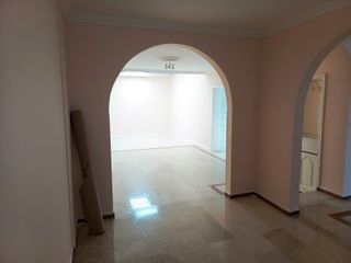Casa en arriendo en usquen