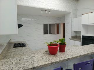 Casa en arriendo en usquen