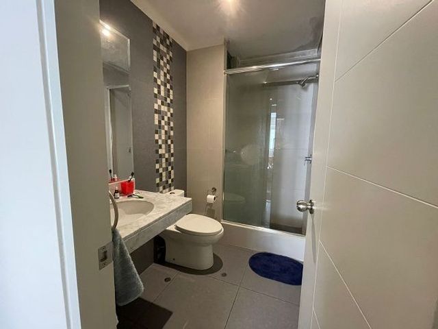 VENTA DEPARTAMENTO 1ER PISO-JARDÍN TERRAZA. 3 DORM. CONDOMINIO PRIVADO GOLF LOS INCAS SURCO