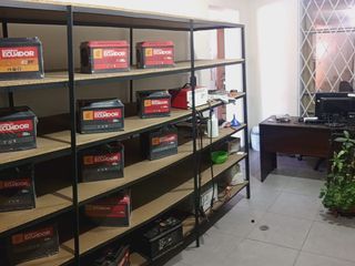 Foto 3 de Casa en VENTA, Sector semi-comercial tras el Santa Maria del Terminal Quitumbe, Sur de Quito, Ecuador