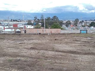 Terreno en Venta en Calderón de 2500 m2 Sector Cacha