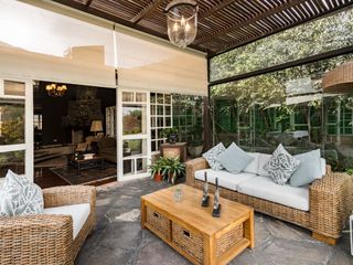 CASA EN LA PLANICIE CON JARDIN, TERRAZA Y PISICINA CERCA AL COLEGIO VILLA MARIA