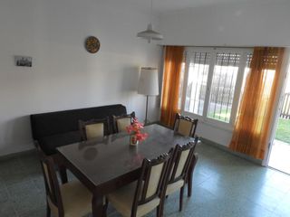 Foto 3 de Casa 4 ambientes con cochera en venta en Constitución
