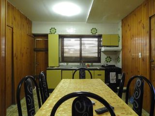Foto 6 de Casa 4 ambientes con cochera en venta en Constitución