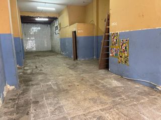 Foto 4 de Alquiler de Local 80 m² Centro Cerca Al Parque Centenario, Todo Tipo de Negocios