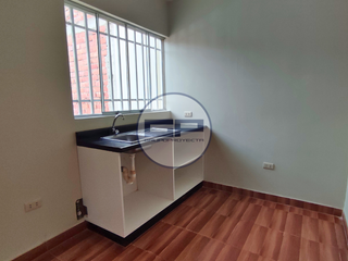 Casa de 2 Dormitorios, OCASIÓN!