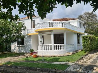 Foto 3 de ESPECTACULAR CASA EN CONDOMINIO DE ANAPOIMA