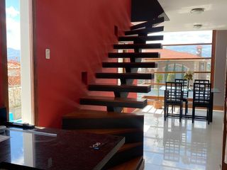 Cumbaya Amplio Loft de Arriendo