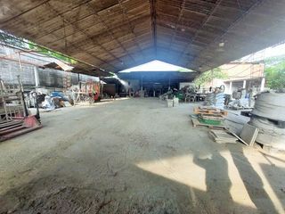 Foto 4 de Alquiler de bodega 400m2 con energia trifasica en via a Daule, zona de alto impacto