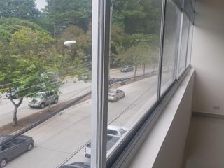 Foto 1 de VENTA DE OFICINAS POR ESTRENAR EN KENNEDY NORTE
