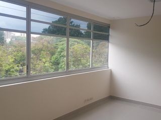 Foto 2 de VENTA DE OFICINAS POR ESTRENAR EN KENNEDY NORTE