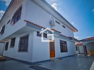 Amplia Casa en Alquiler en Unioro, Machala en Conjunto Privado