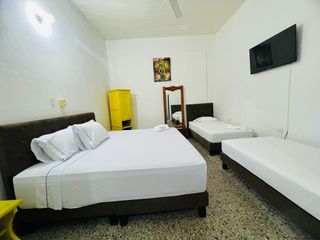 Vendo CASA HOTEL en Girardot- Cund.