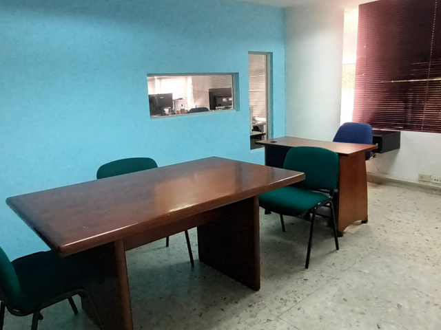 Venta de Edificio de oficinas ubicado en Barrio Popular