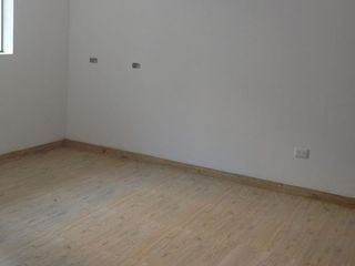 Se Alquila Departamento Estreno De 99 M² - En Comas