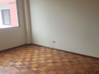 Versalles y Marchena, Santa Clara, Universidad Central, Departamento 3 dormitorios de venta. 170 m2.