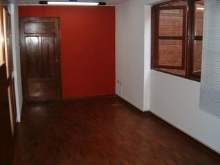 Foto 11 de Casa para Oficina Administrativa en Alquiler o Venta en San Isidro