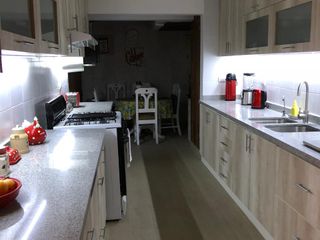 Foto 4 de VENTA DE ACOGEDOR DEPARTAMENTO RENOVADO EN BARRANCO