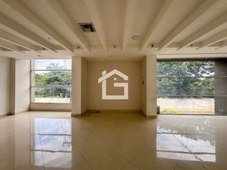 Foto 5 de Local Comercial en Alquiler en 1er Piso Alto en Edificio de Negocios, Unioro, Machala