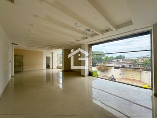Foto 6 de Local Comercial en Alquiler en 1er Piso Alto en Edificio de Negocios, Unioro, Machala
