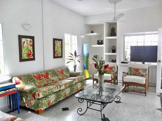 Foto 6 de ALQUILER DE ESPECTACULAR CASA CON VISTA Y SALIDA AL MAR EN PLAYA ALCATRACES/SANTA MARTA